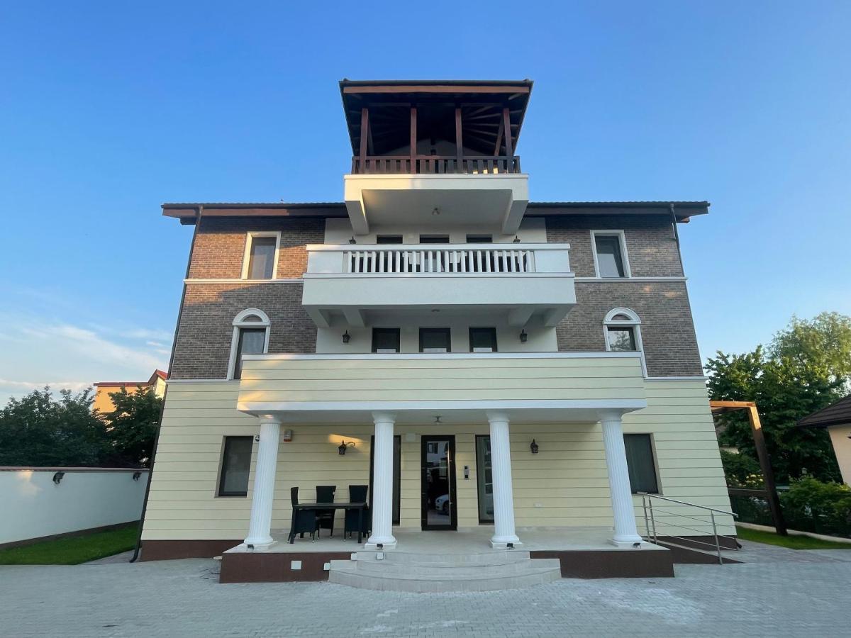 بوخارست Iarca Inn المظهر الخارجي الصورة